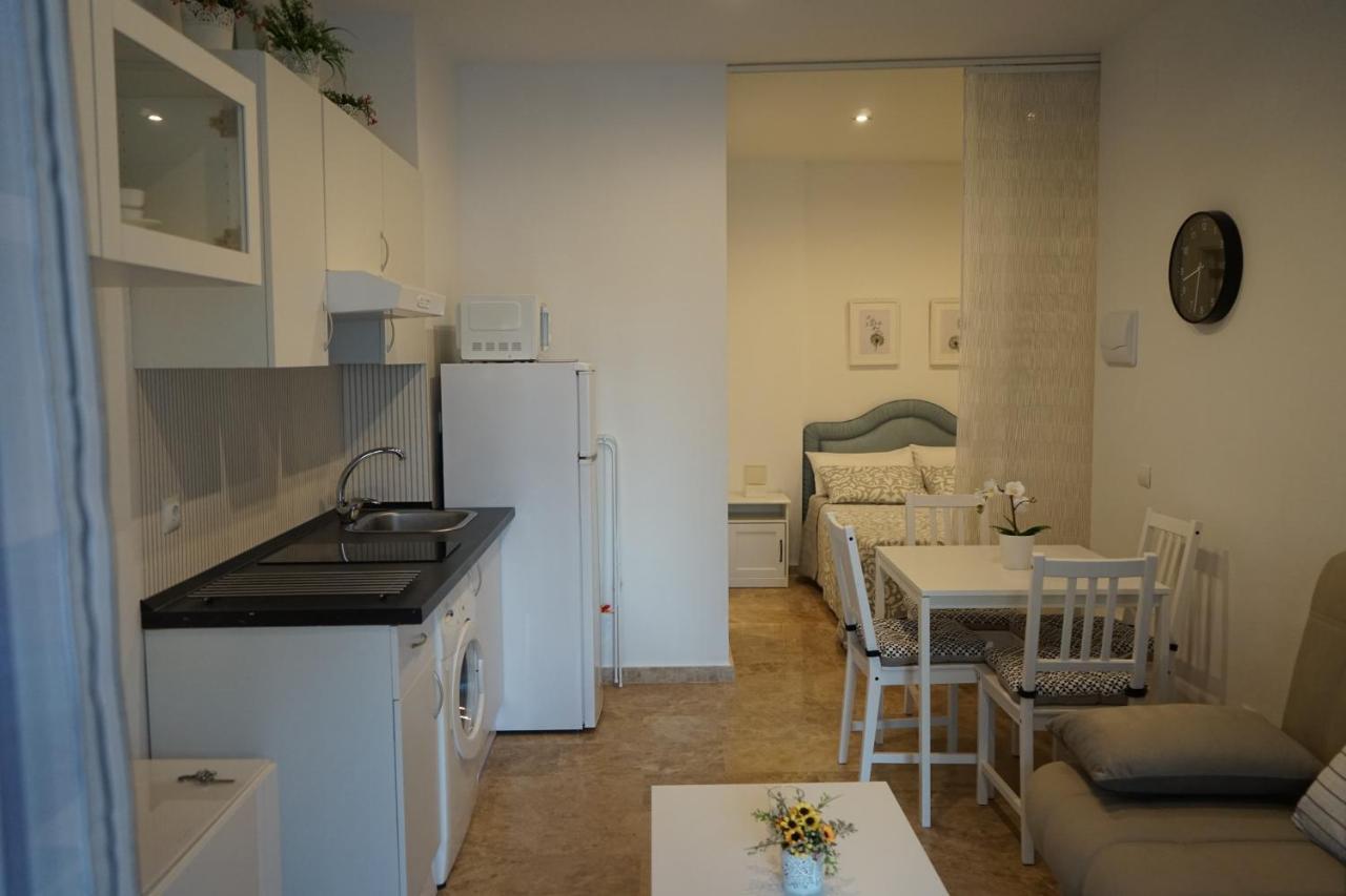 Apartamento Estudio Los Naranjos De Nueva Alcantara Marbella Exterior foto